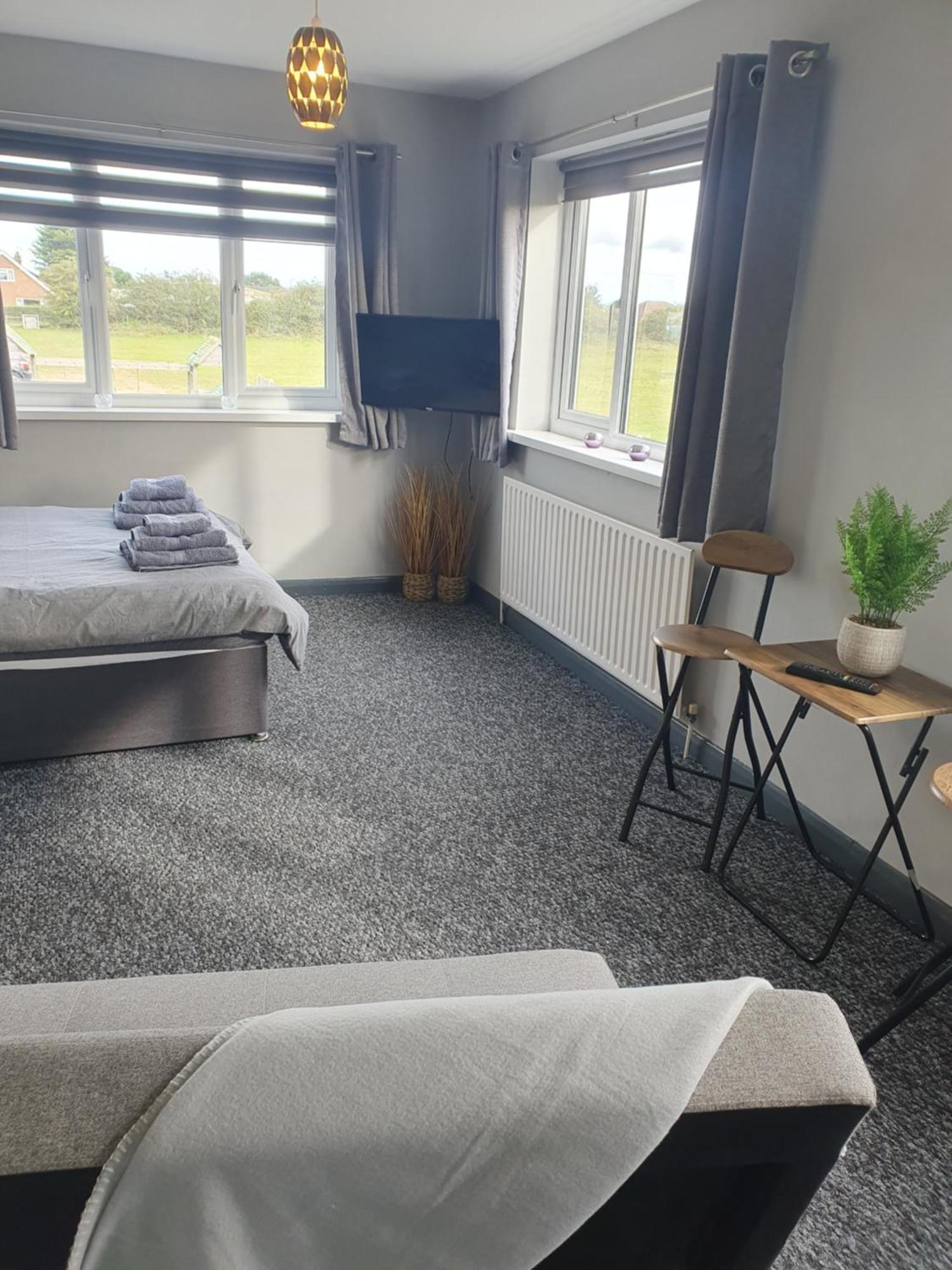 Happy Airfield Studio Sandtoft Exteriér fotografie